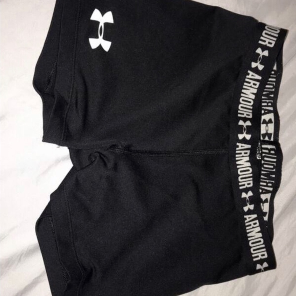 Under armour spandex shorts